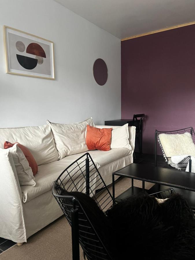 Apartment 202